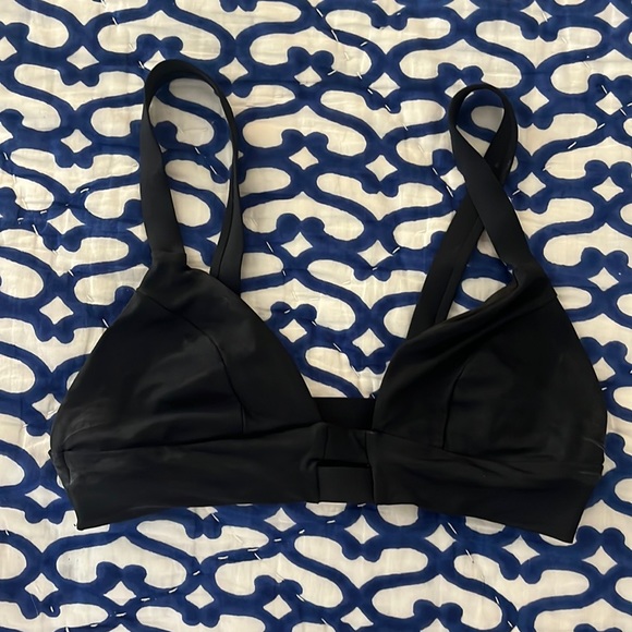 New Black Vitamin A top size M - Picture 1 of 3